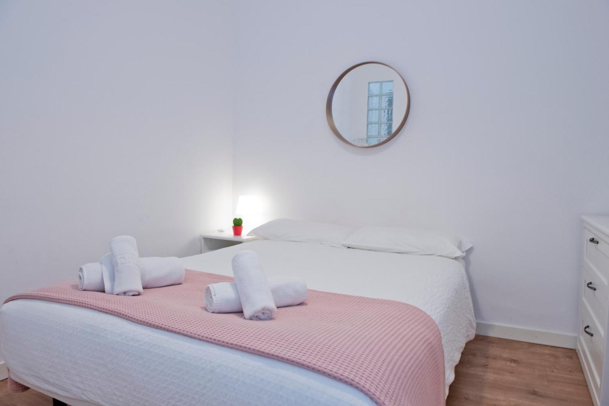 Apartamento Gaudi-Sant Pau บาร์เซโลนา ภายนอก รูปภาพ
